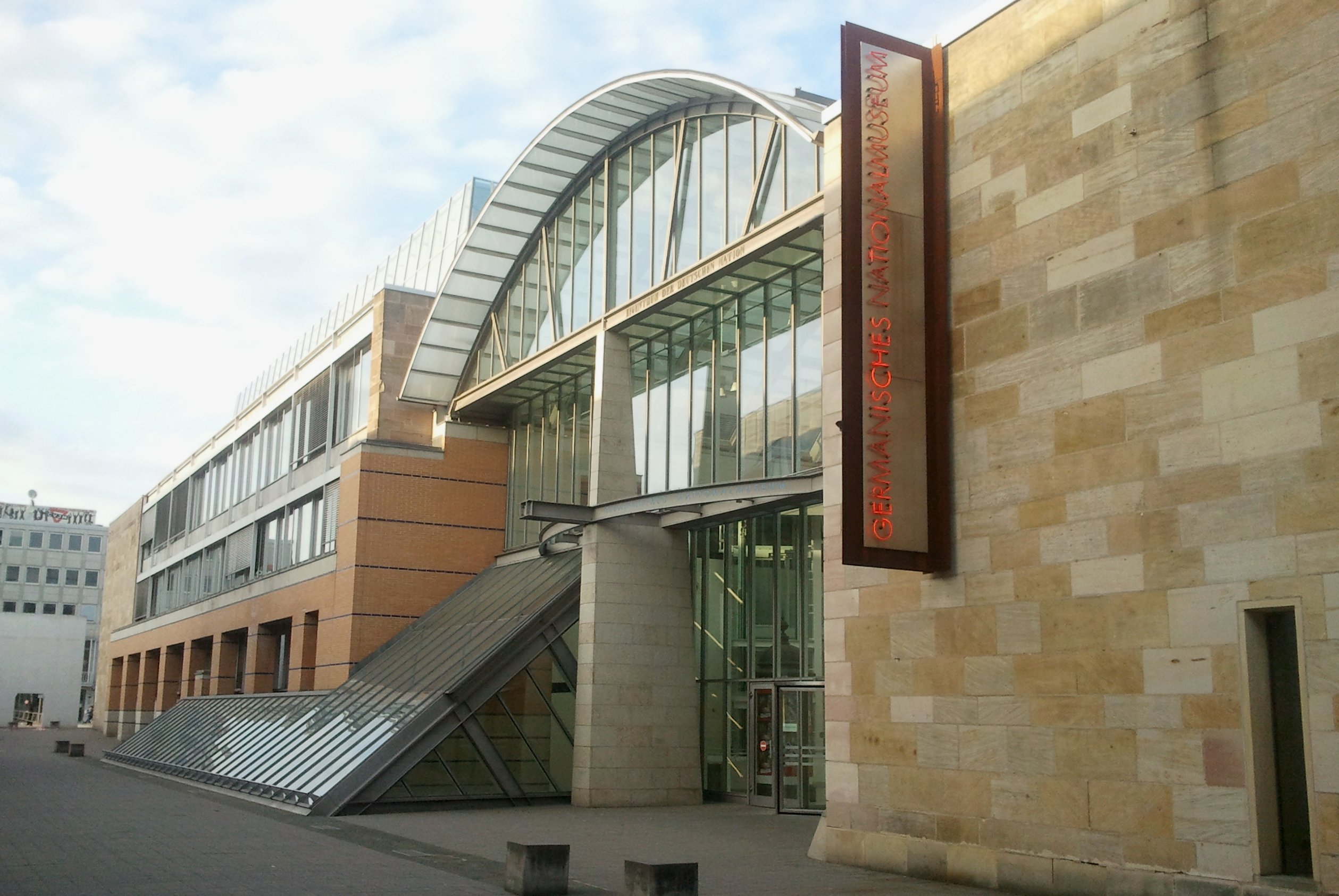 L'entrata del Museo Nazionale Germanico di Norimberga.